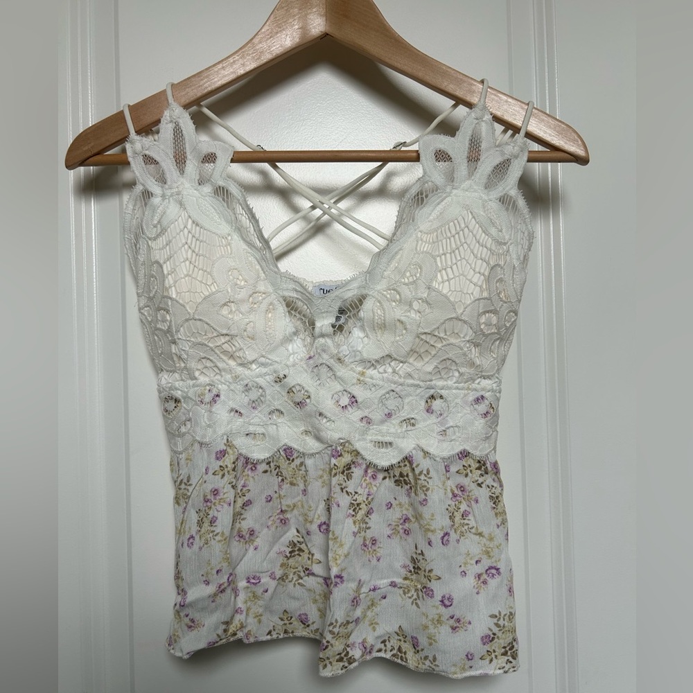 Rue21 White Lace & Floral Peplum Tank Top - Crisscross Back - Size M - NWT